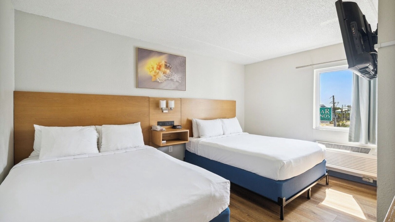 Photo of Bedroom in Fort Bay