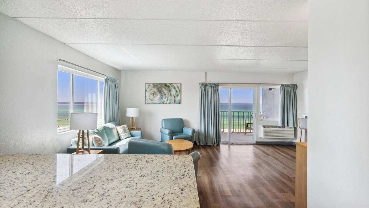 Photo of Livingroom in Fort Bay