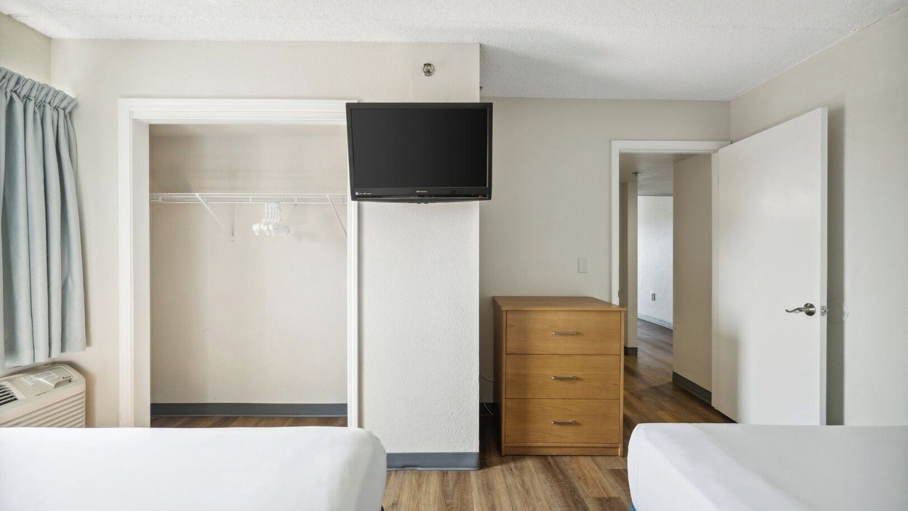 Photo of Bedroom in Fort Bay