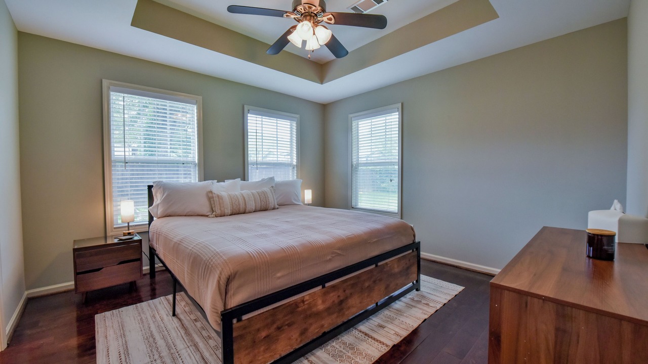 Photo of Bedroom in Northport