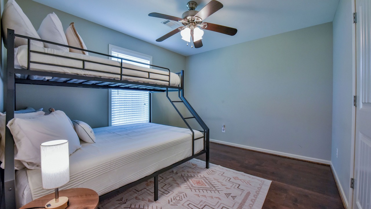 Photo of Bedroom in Northport