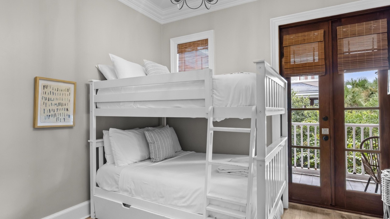 Photo of Bedroom in Villa Lago