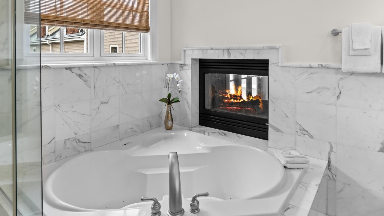 Photo of Bathroom in Villa Lago
