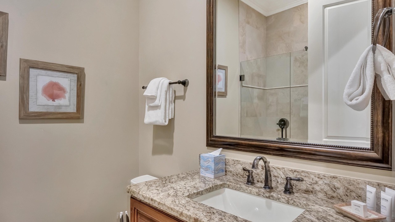Photo of Bathroom in Villa Lago