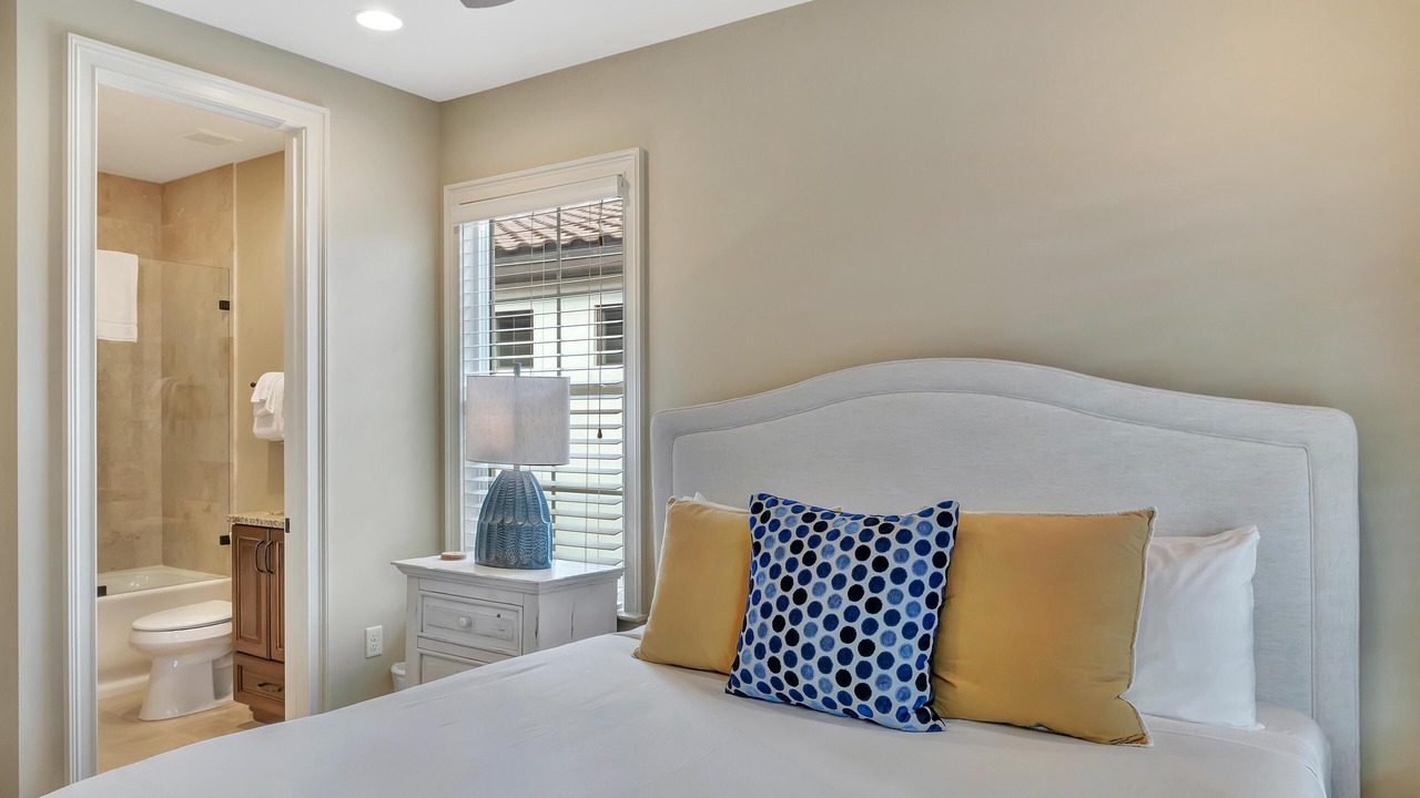 Photo of Bedroom in Villa Lago
