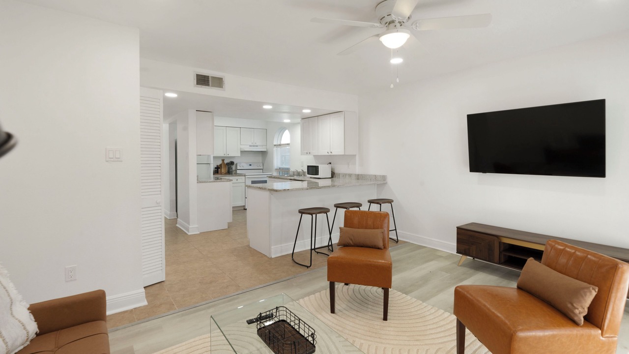 Photo of Livingroom in Bonnabel Place