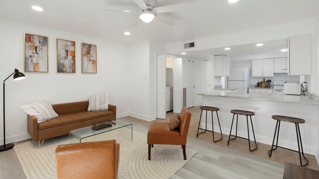 Photo of Livingroom in Bonnabel Place