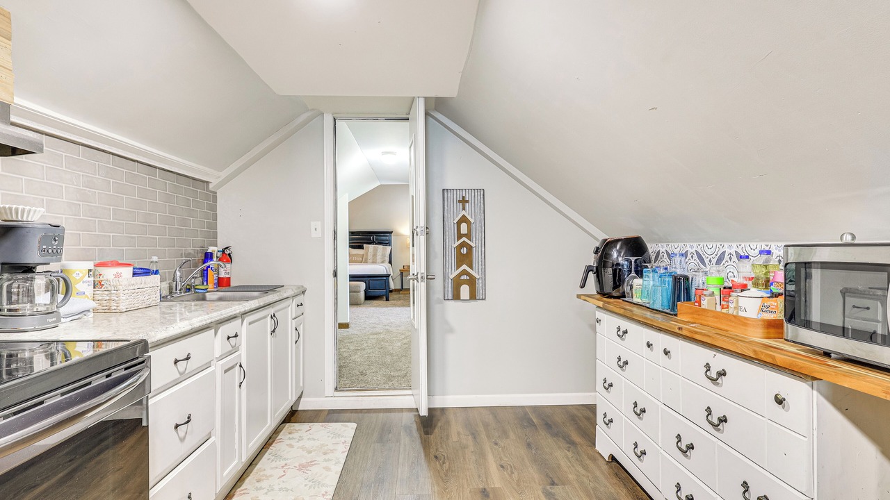 Photo of Kitchen in Ono Island