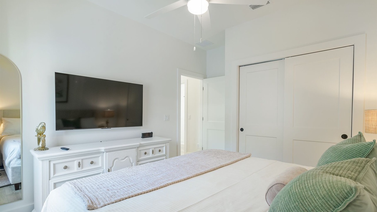 Photo of Bedroom in Kiska Beach
