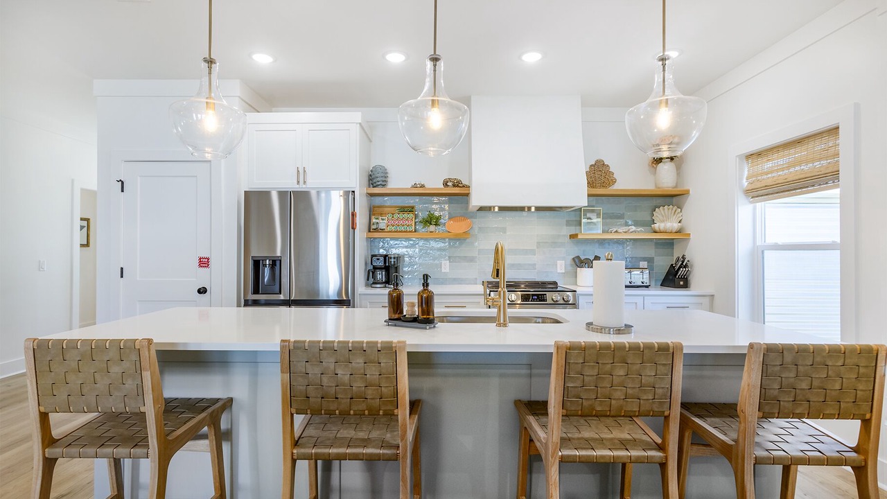 Photo of Kitchen in Kiska Beach