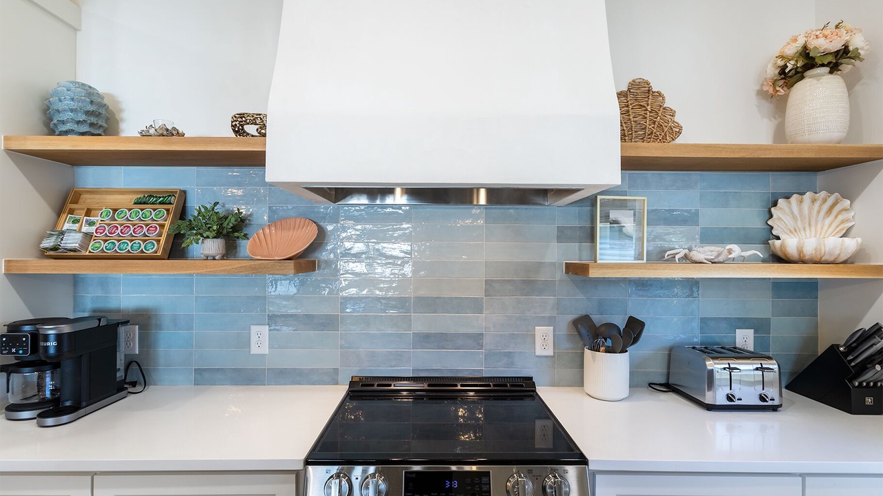 Photo of Kitchen in Kiska Beach