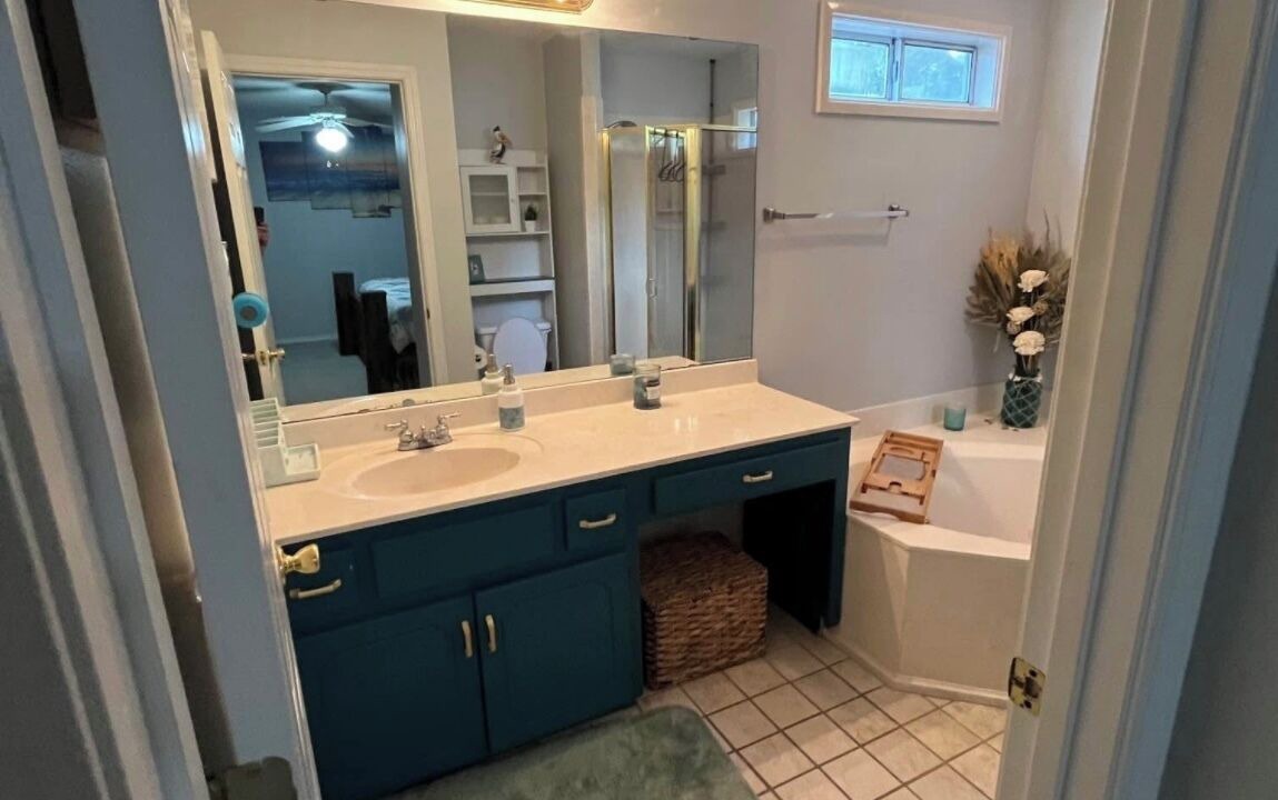 Photo of Bathroom in Okaloosa County
