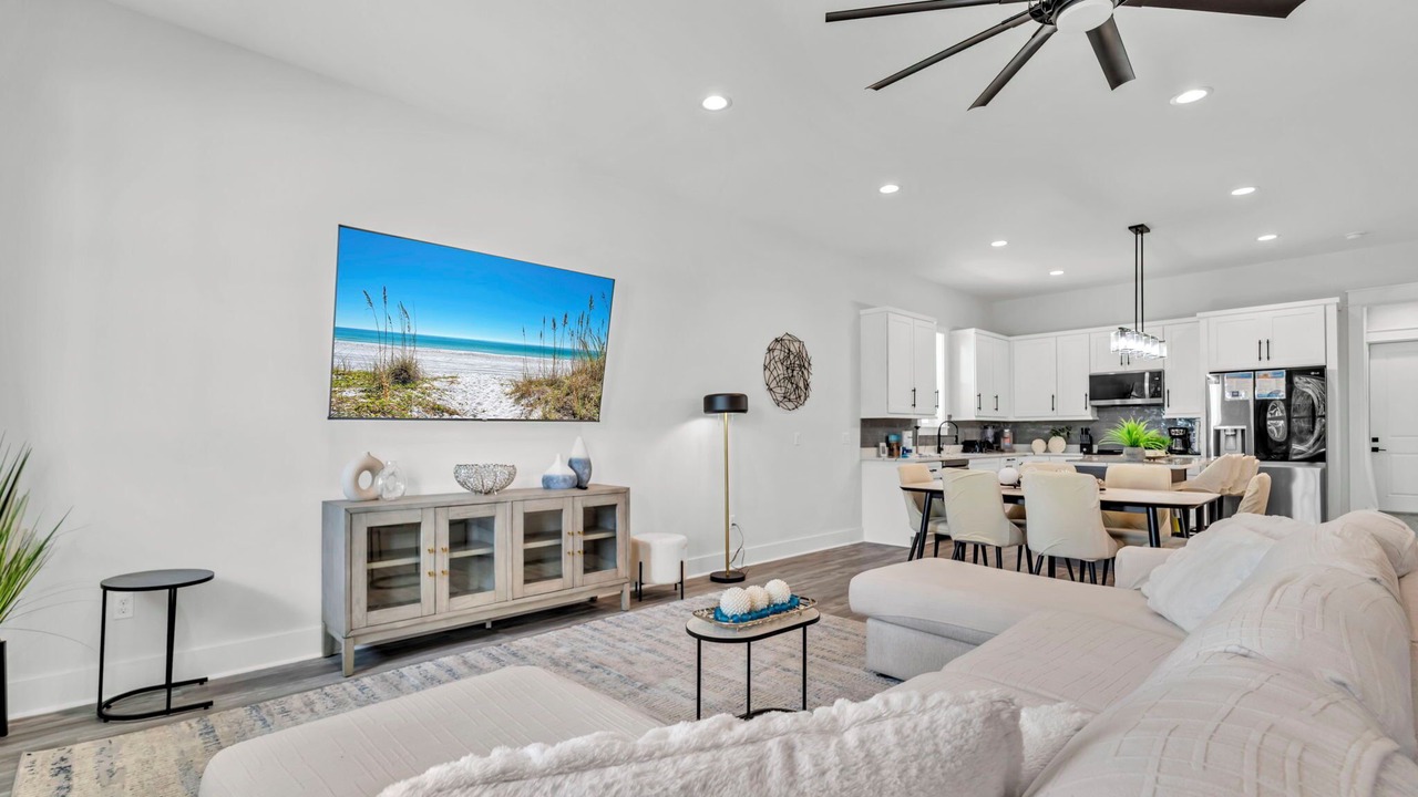 Photo of Livingroom in Bahama Beach
