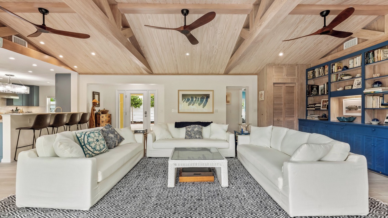 Photo of Livingroom in Boca Grande