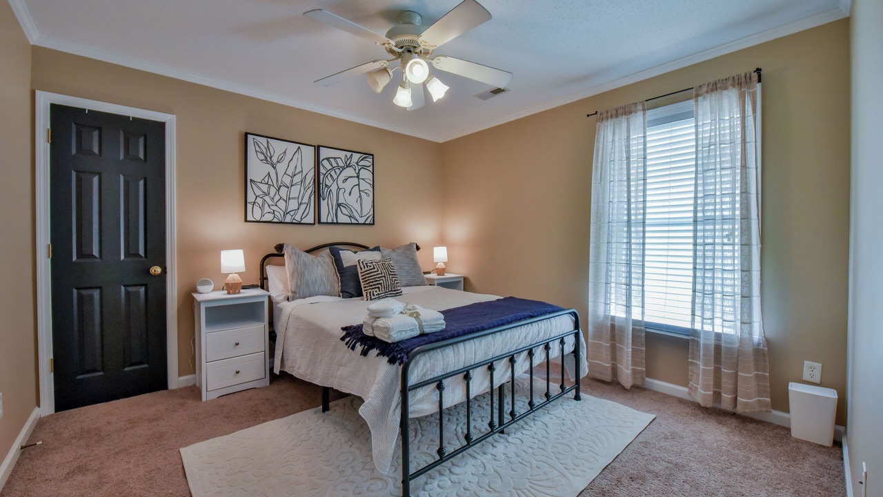 Photo of Bedroom in Tuscaloosa