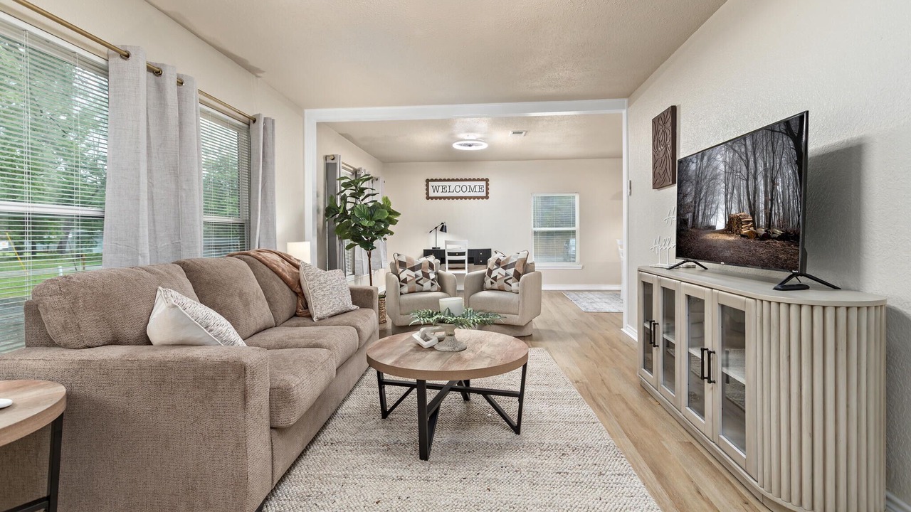Photo of Livingroom in Lumberton