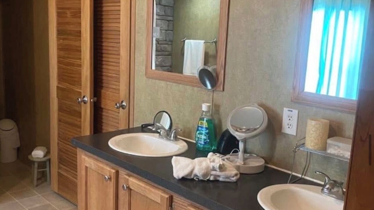 Photo of Bathroom in Buras-Triumph