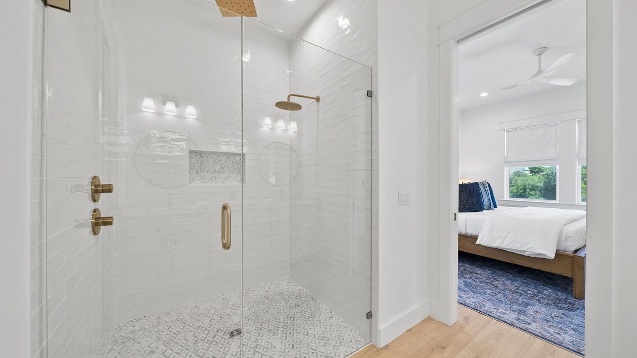 Photo of Bathroom in Village of Sugar Beach