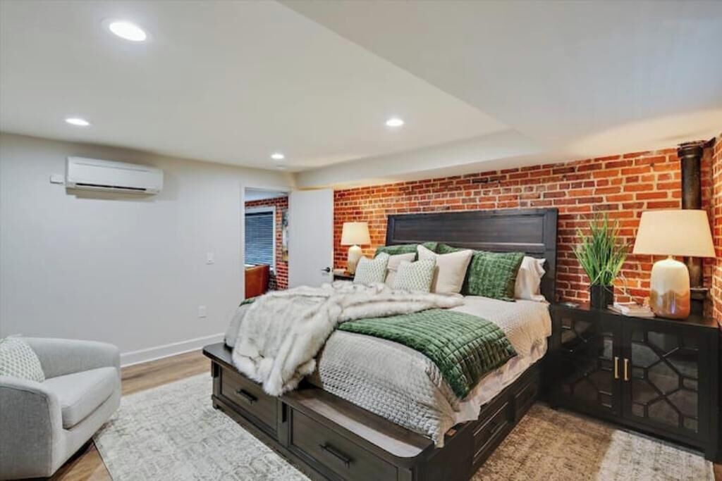 Photo of Bedroom in Downtown Jackson