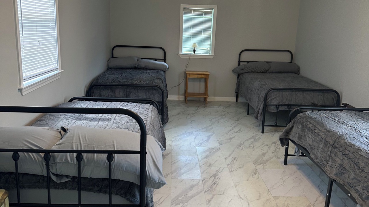Photo of Bedroom in Jean Lafitte