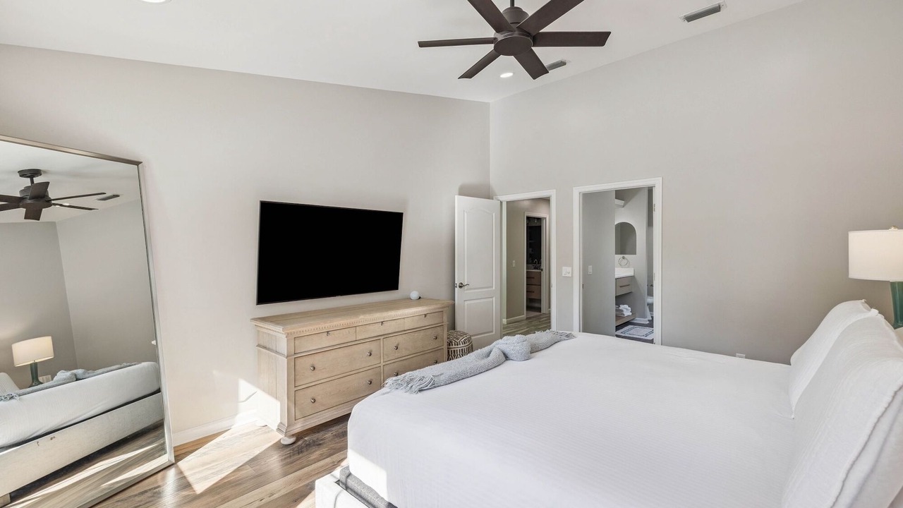 Photo of Bedroom in Sugarwood Beach