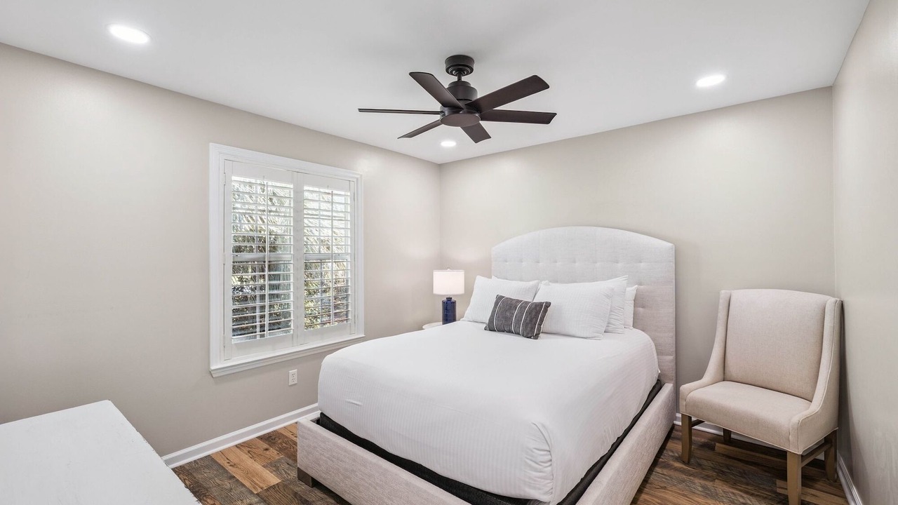 Photo of Bedroom in Sugarwood Beach