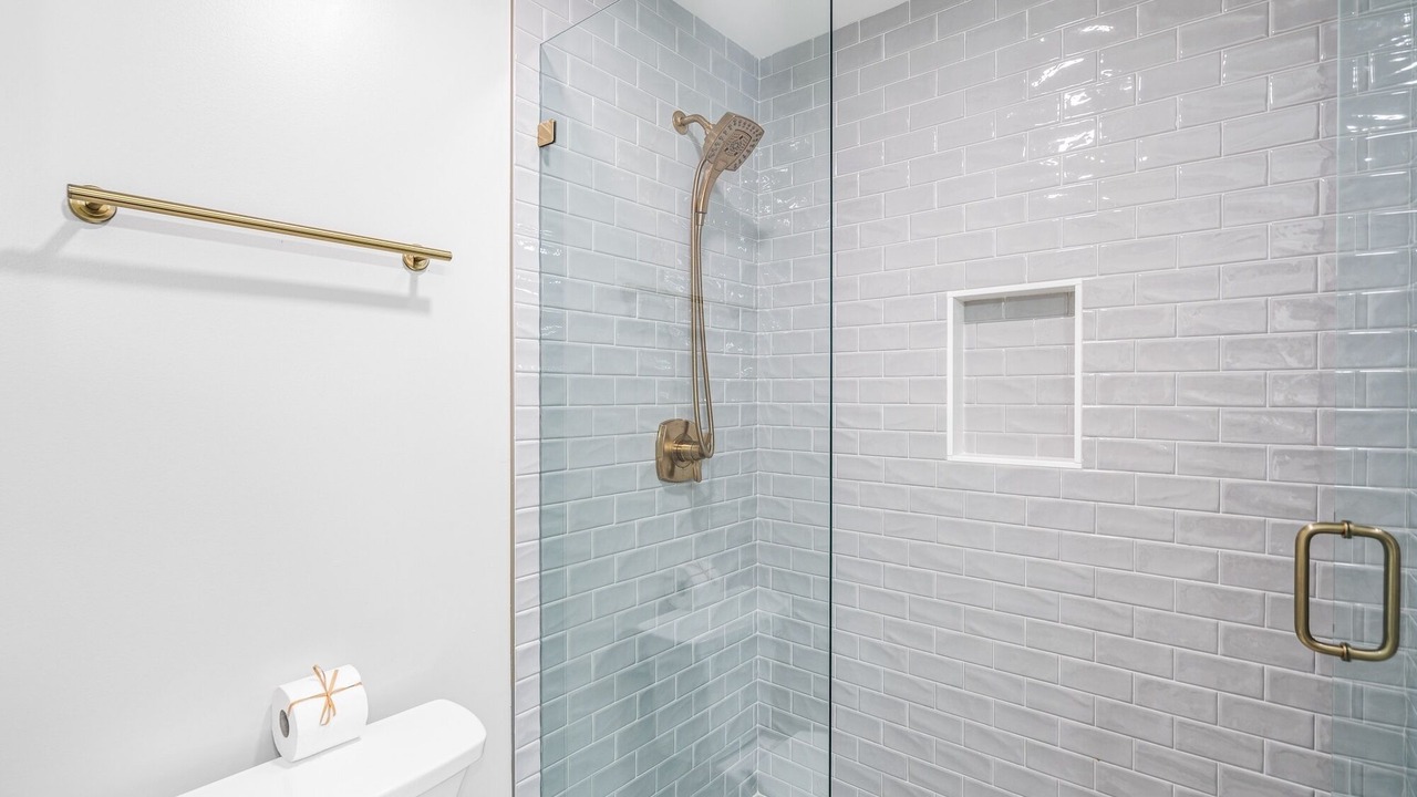 Photo of Bathroom in Sugarwood Beach