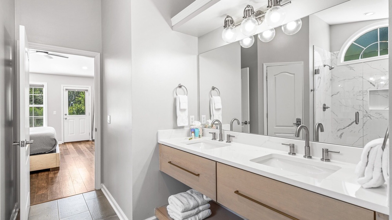 Photo of Bathroom in Sugarwood Beach