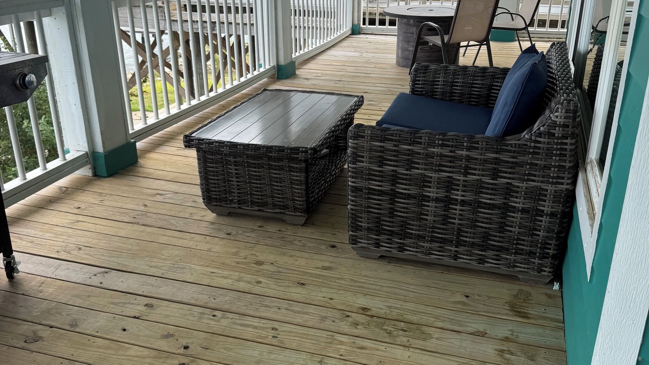 Photo of Patio Balcony in Lake Catherine