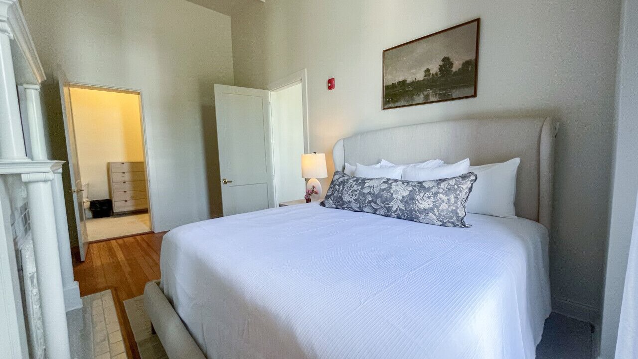 Photo of Bedroom in Demopolis