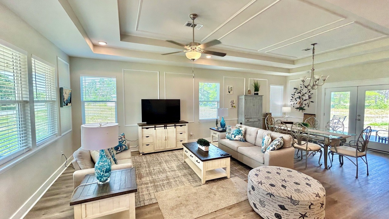 Photo of Livingroom in Eastpoint
