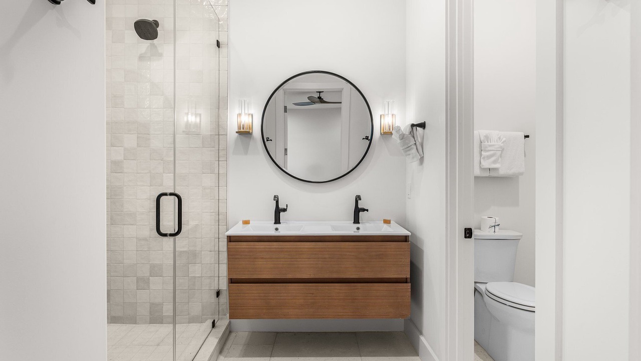 Photo of Bathroom in Sunnyside