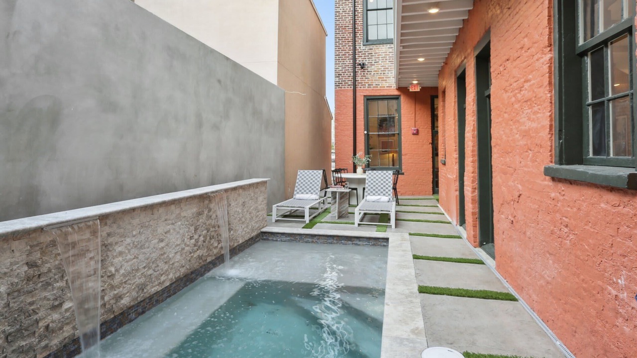 Photo of Outdoor in Arts/Warehouse District