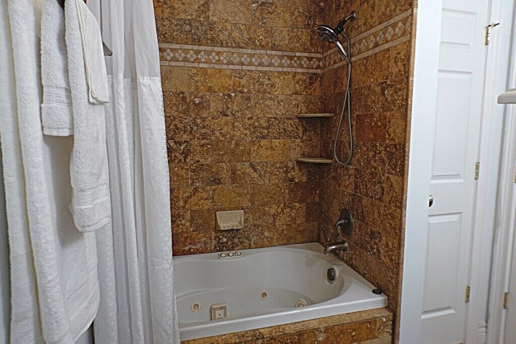 Photo of Bathroom in Sunbeam
