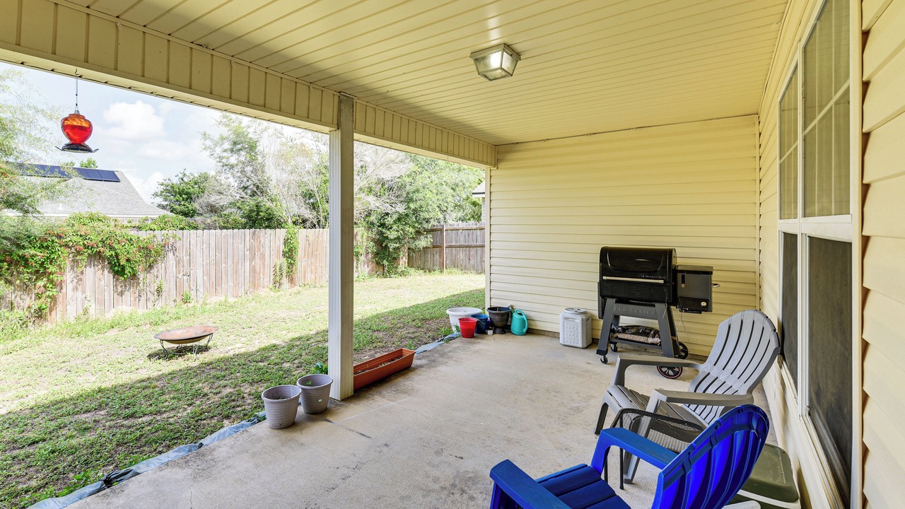 Photo of Patio Balcony in Lynn Haven