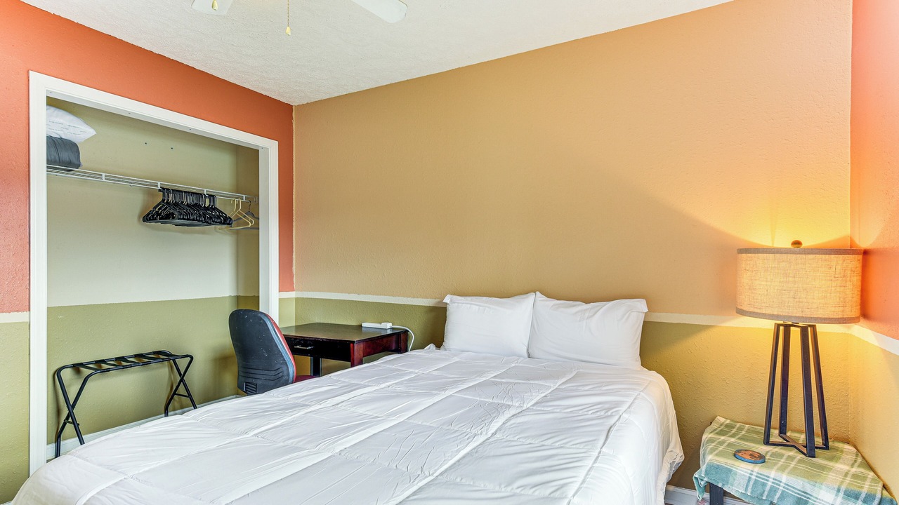 Photo of Bedroom in Lynn Haven