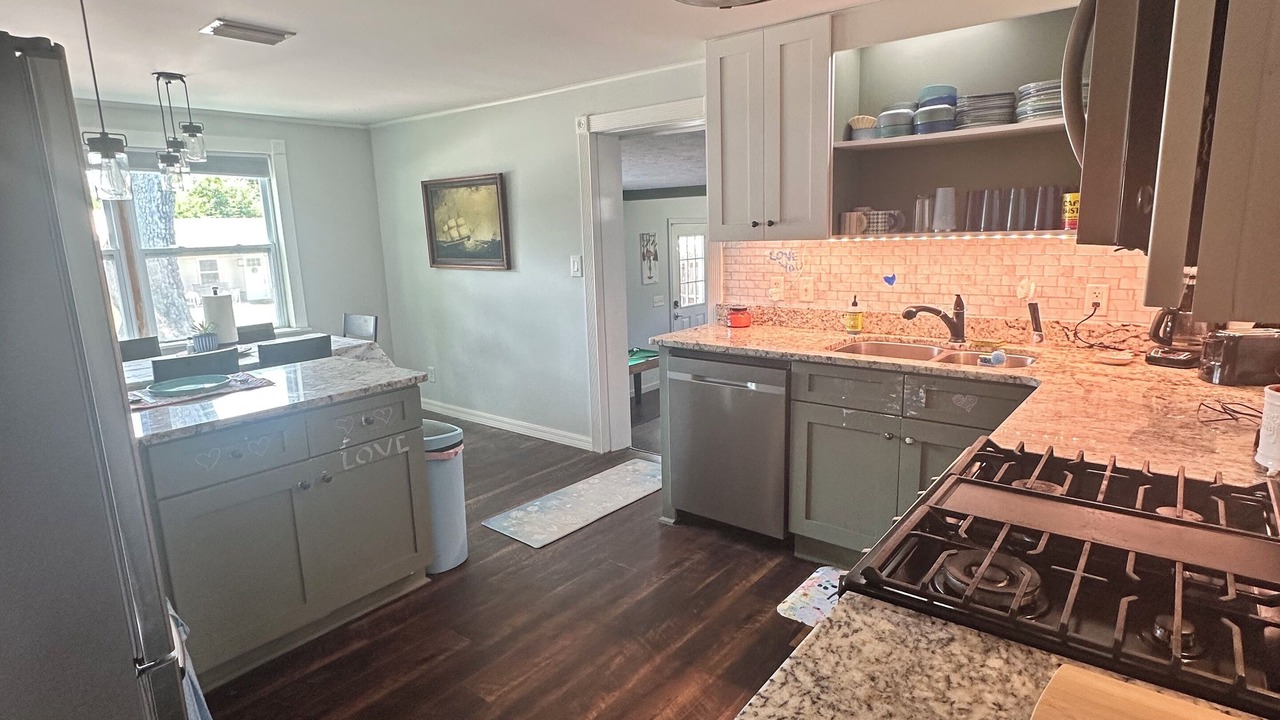 Photo of Others in Bay VIew Addition