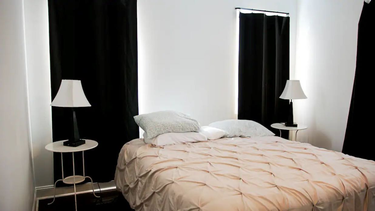 Photo of Bedroom in Broadmoor