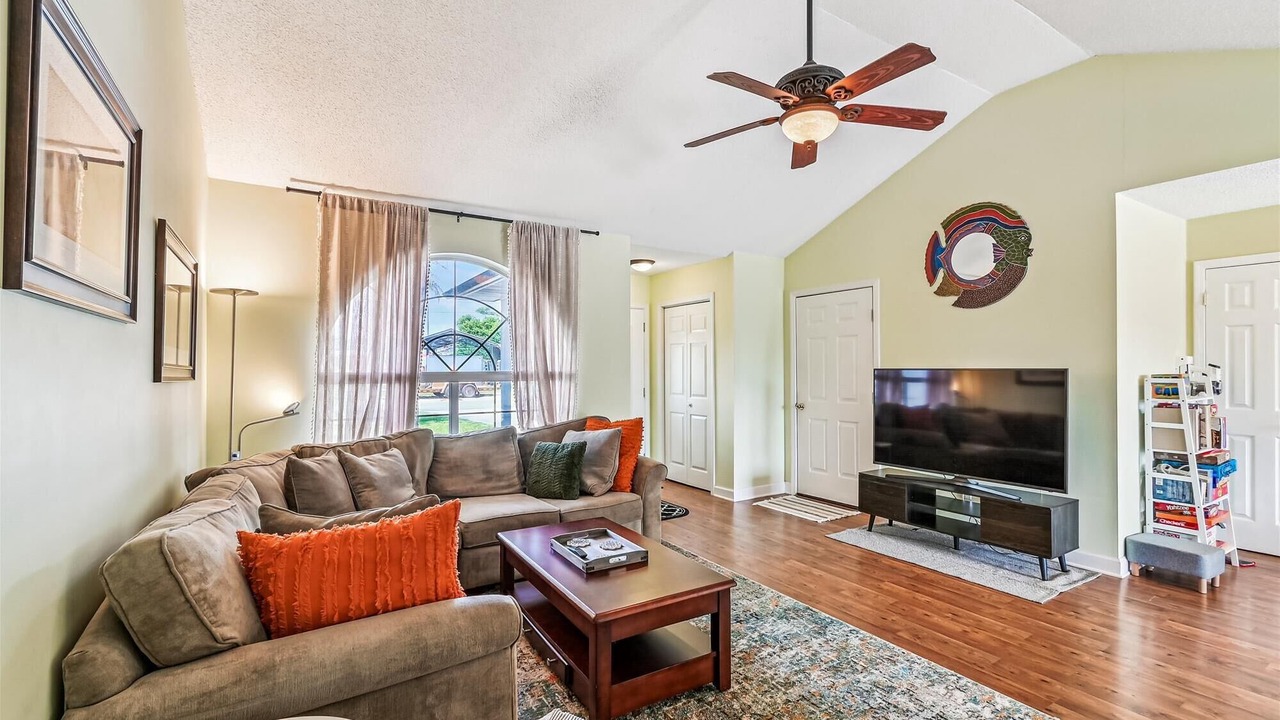 Photo of Livingroom in El Centro Beach