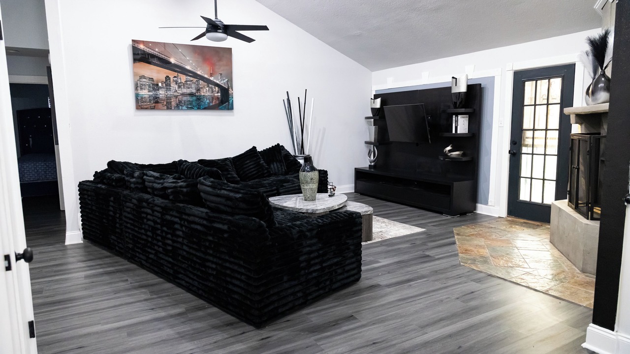 Photo of Livingroom in Harvey
