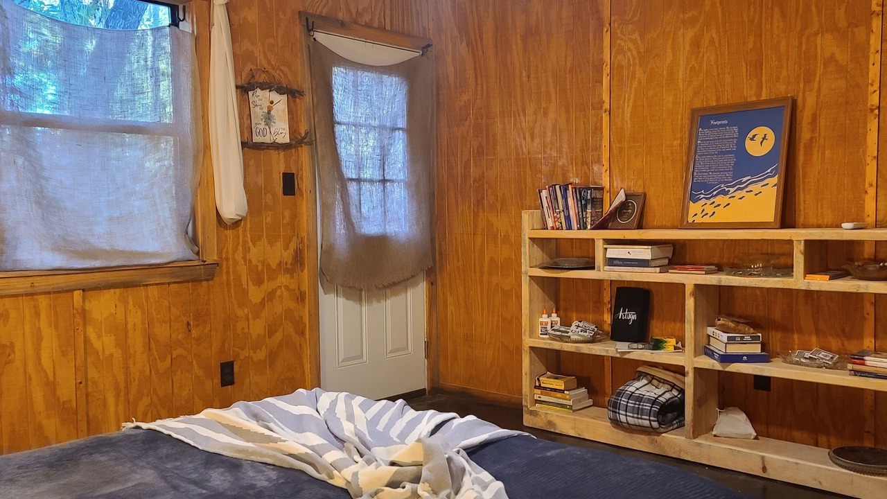 Photo of Bedroom in Mineola