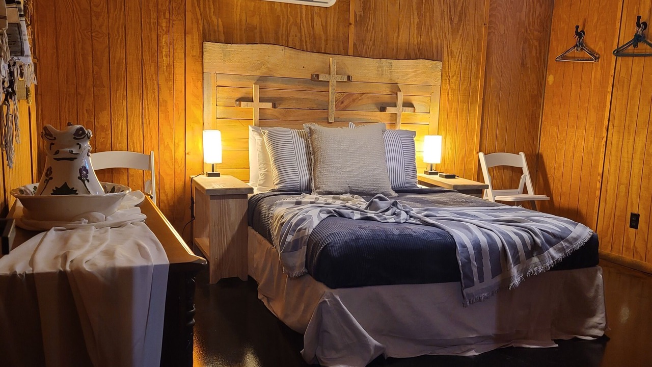 Photo of Bedroom in Mineola