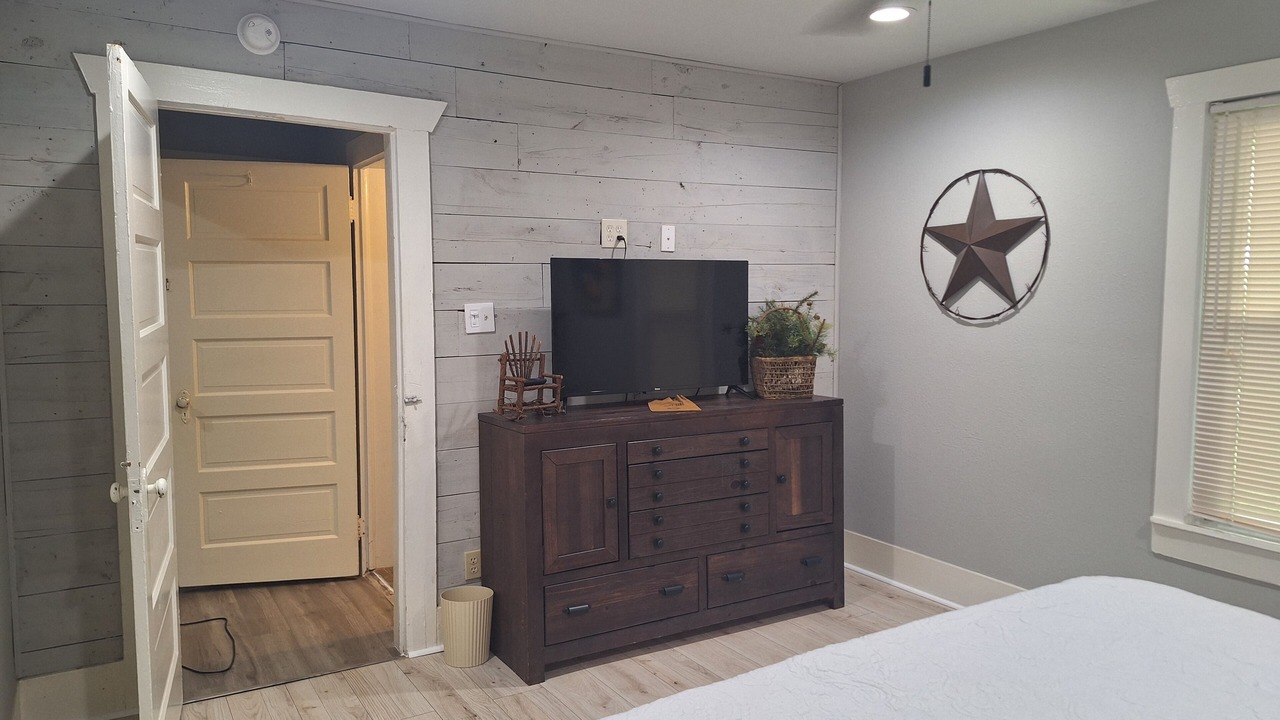Photo of Bedroom in Tomball