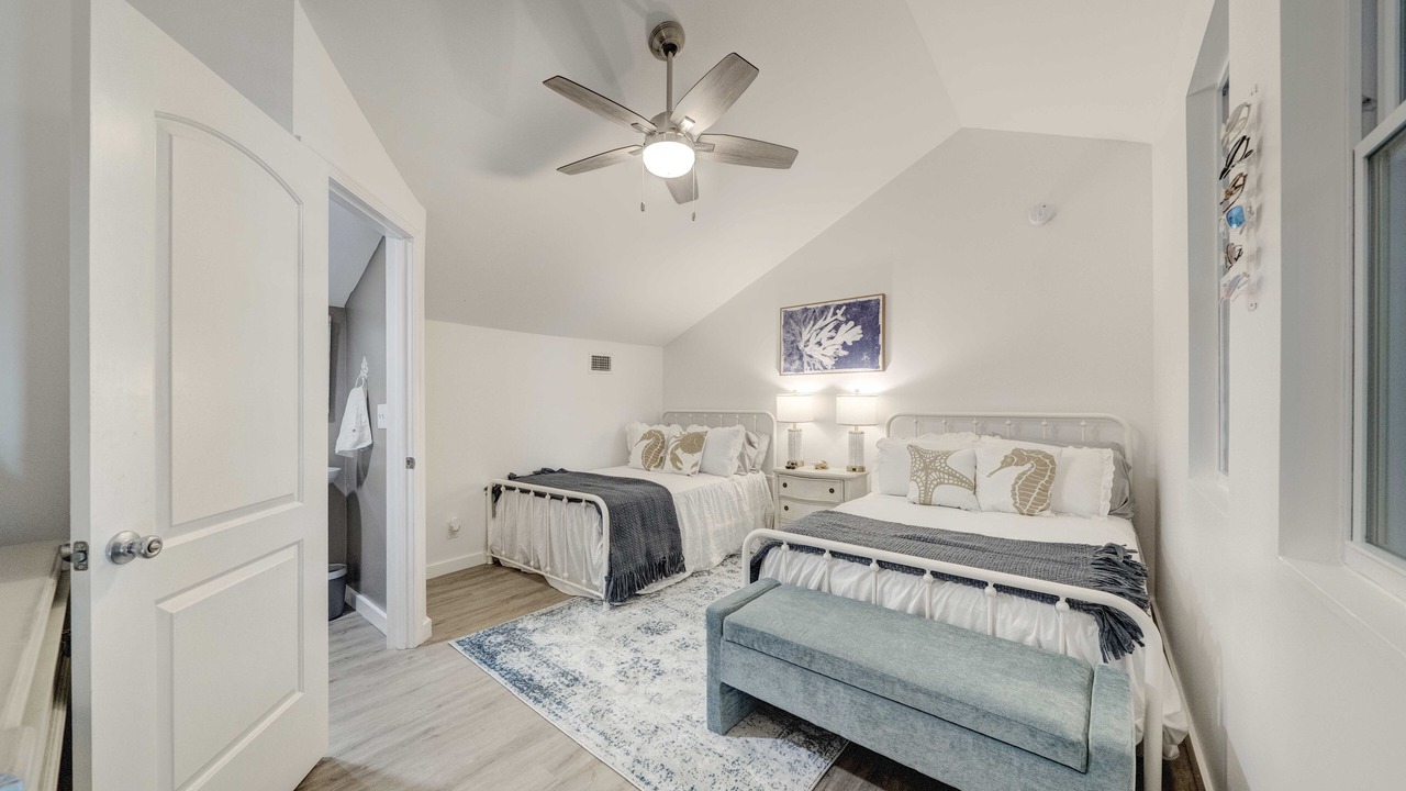 Photo of Bedroom in Lower Grand Lagoon