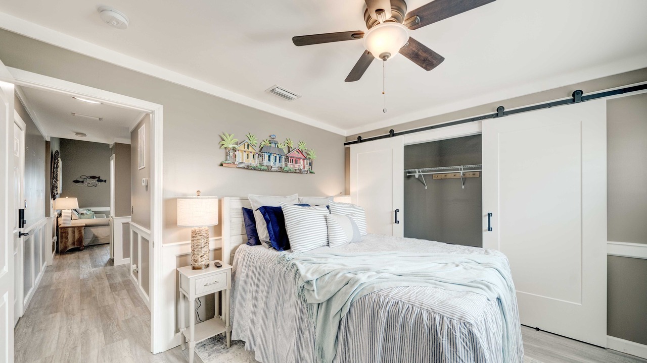Photo of Bedroom in Lower Grand Lagoon