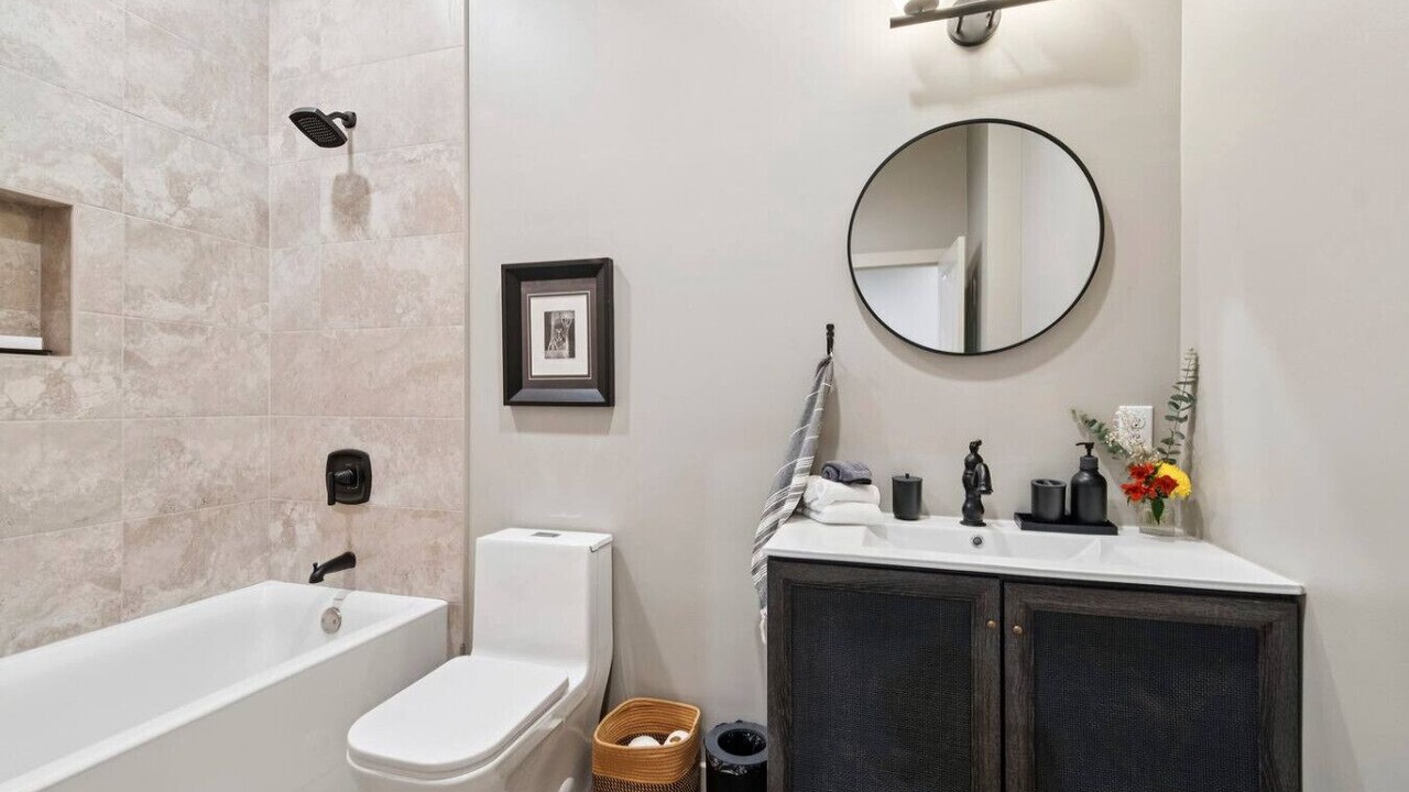 Photo of Bathroom in Seventh Ward