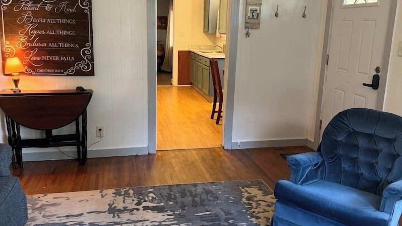 Photo of Livingroom in Pineland