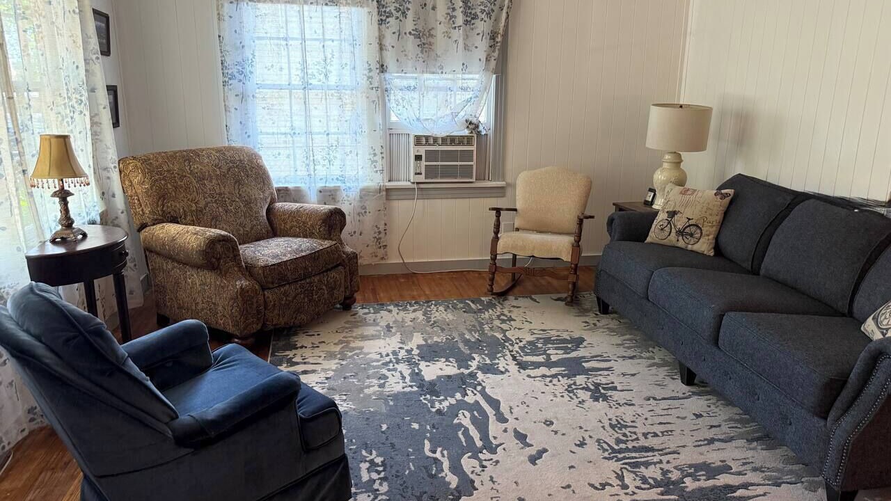 Photo of Livingroom in Pineland