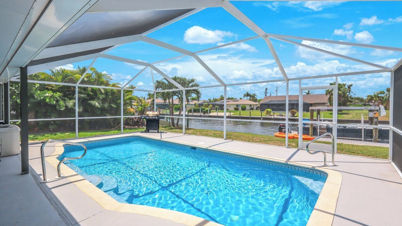 Photo of Outdoor in Pelican