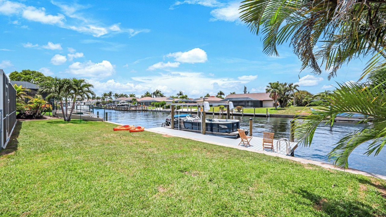 Photo of Outdoor in Pelican
